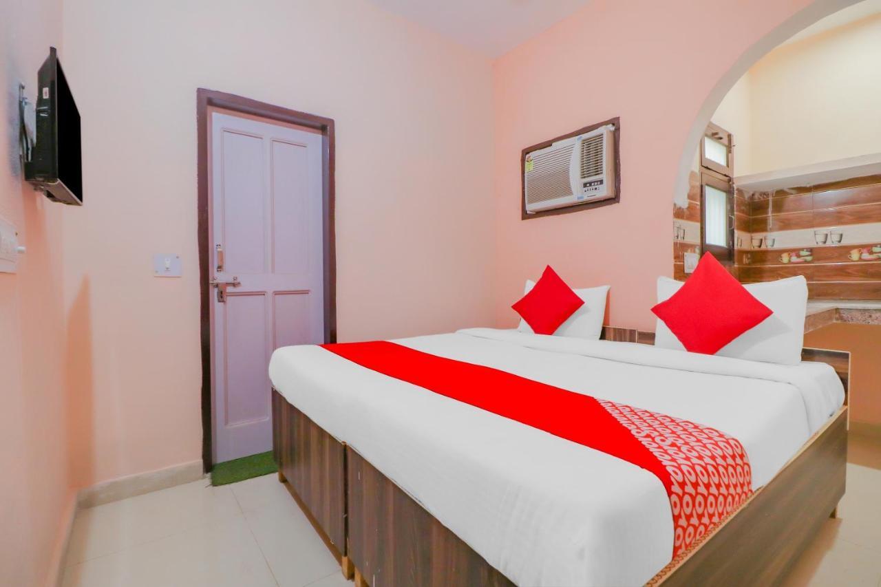 Hotel O Bhardwaj Guest House Garhi Harsaru Exterior foto